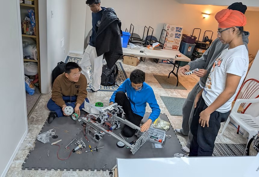 Chassis meeting design